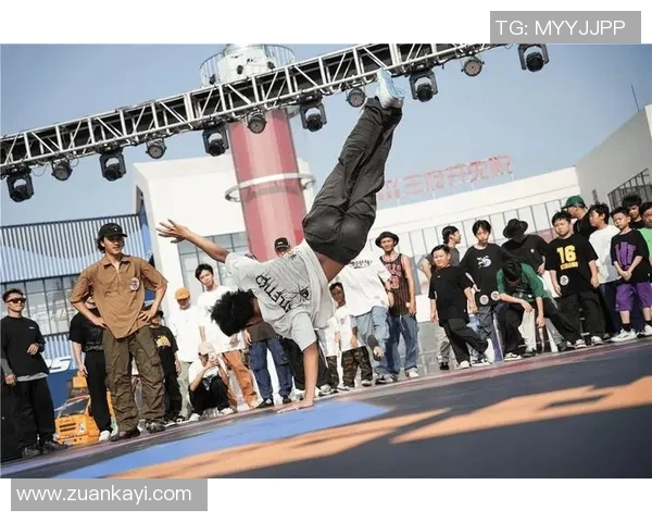 全国街舞大赛特别报道：西安街舞队的拼搏历程与梦想追逐